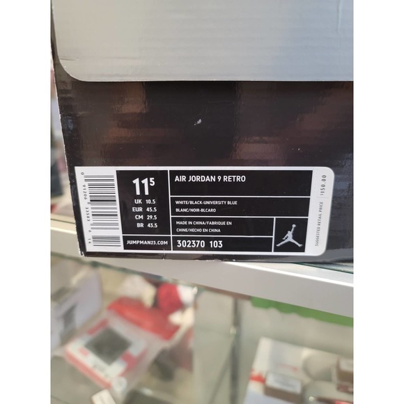 Jordan 9 powder size 11.5 - Picture 3 of 10